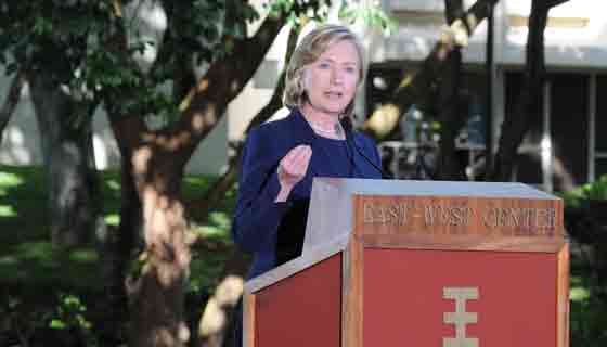Hillary Clinton Calls for End to ‘Era of Mass Incarceration’