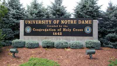 Notre Dame cancels next week’s classes, suspends in-person classes until April 13